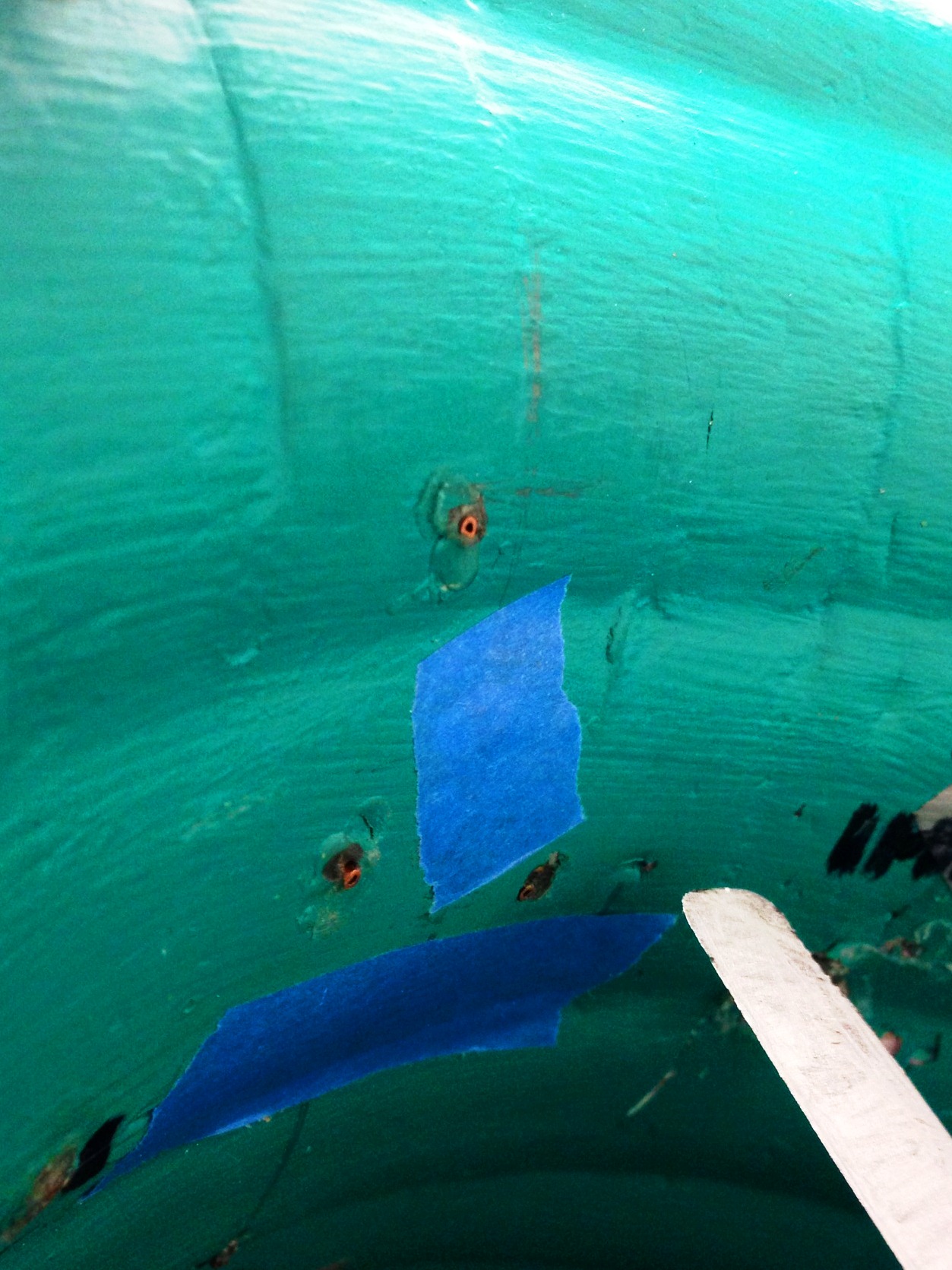 Pressure ports on the model