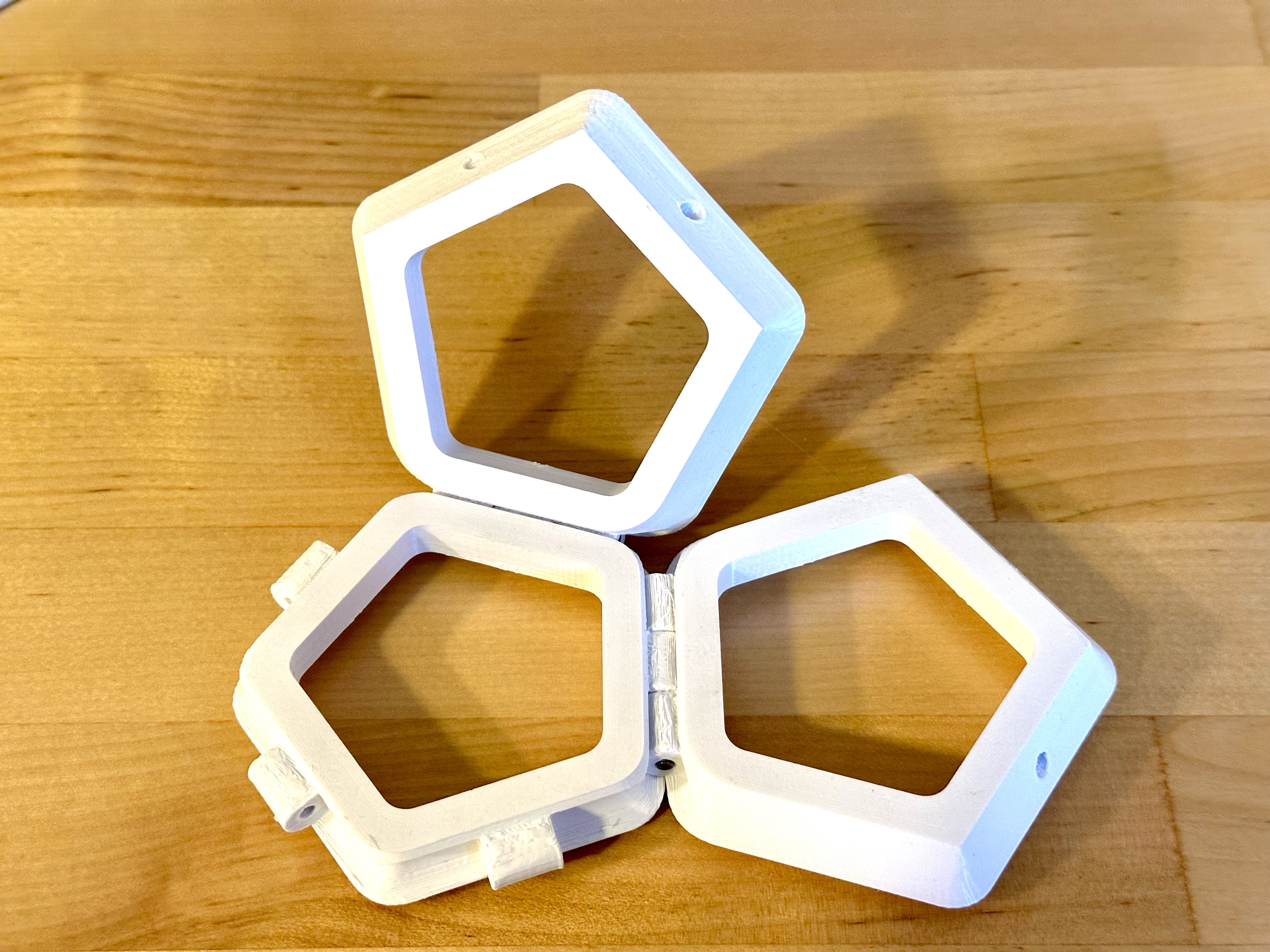 3D printed hinge joints