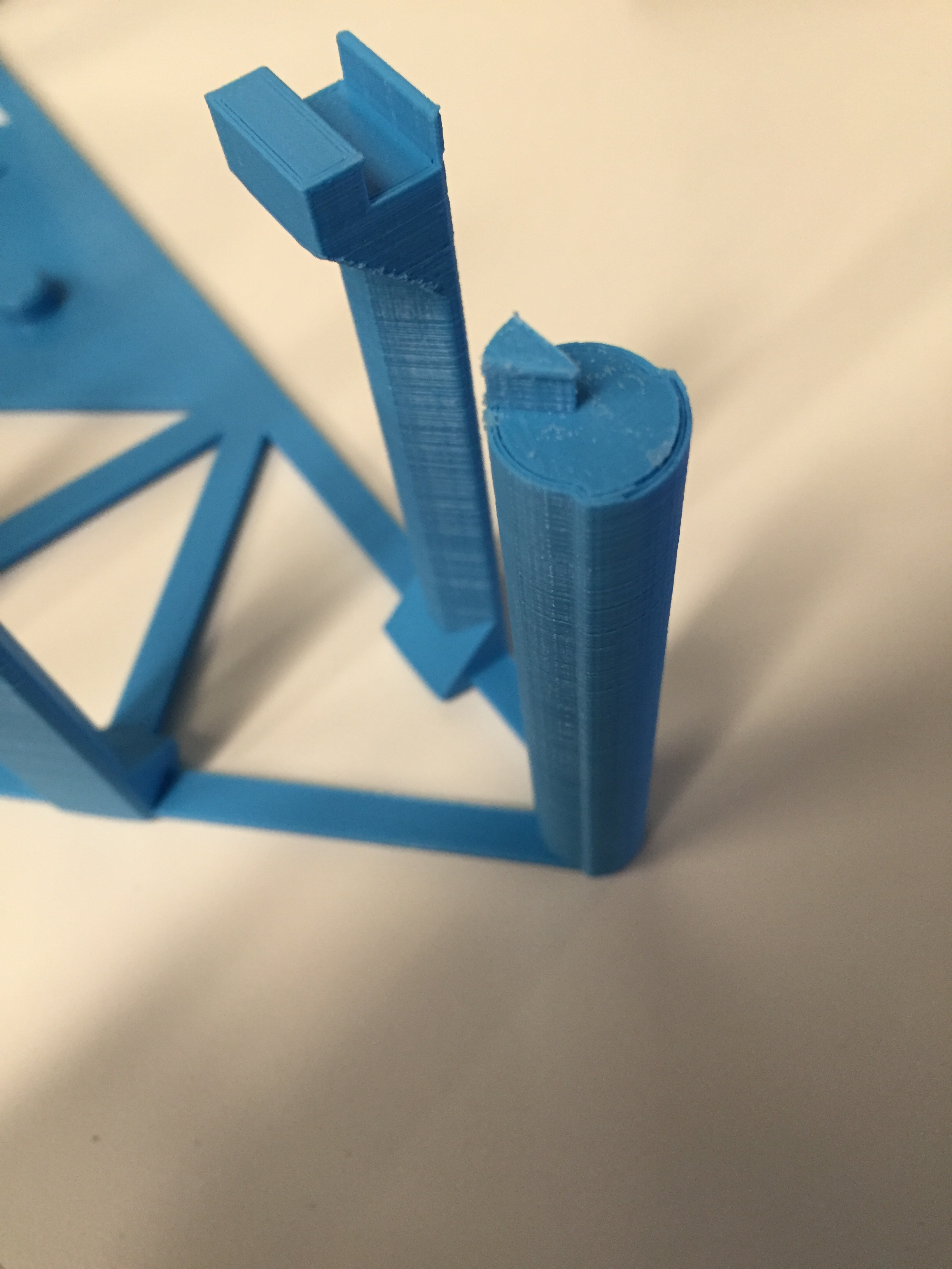 3D-printed hinge detail