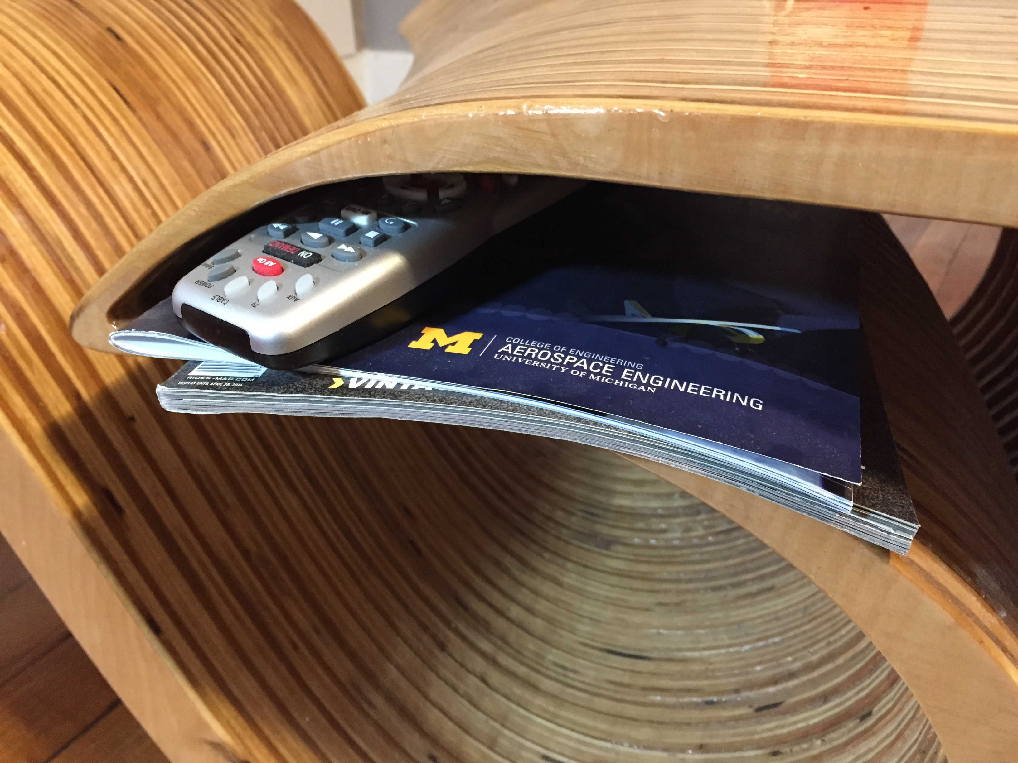 Wave crest storage detail